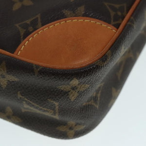 Louis Vuitton Compiegne 28  Canvas Clutch Bag