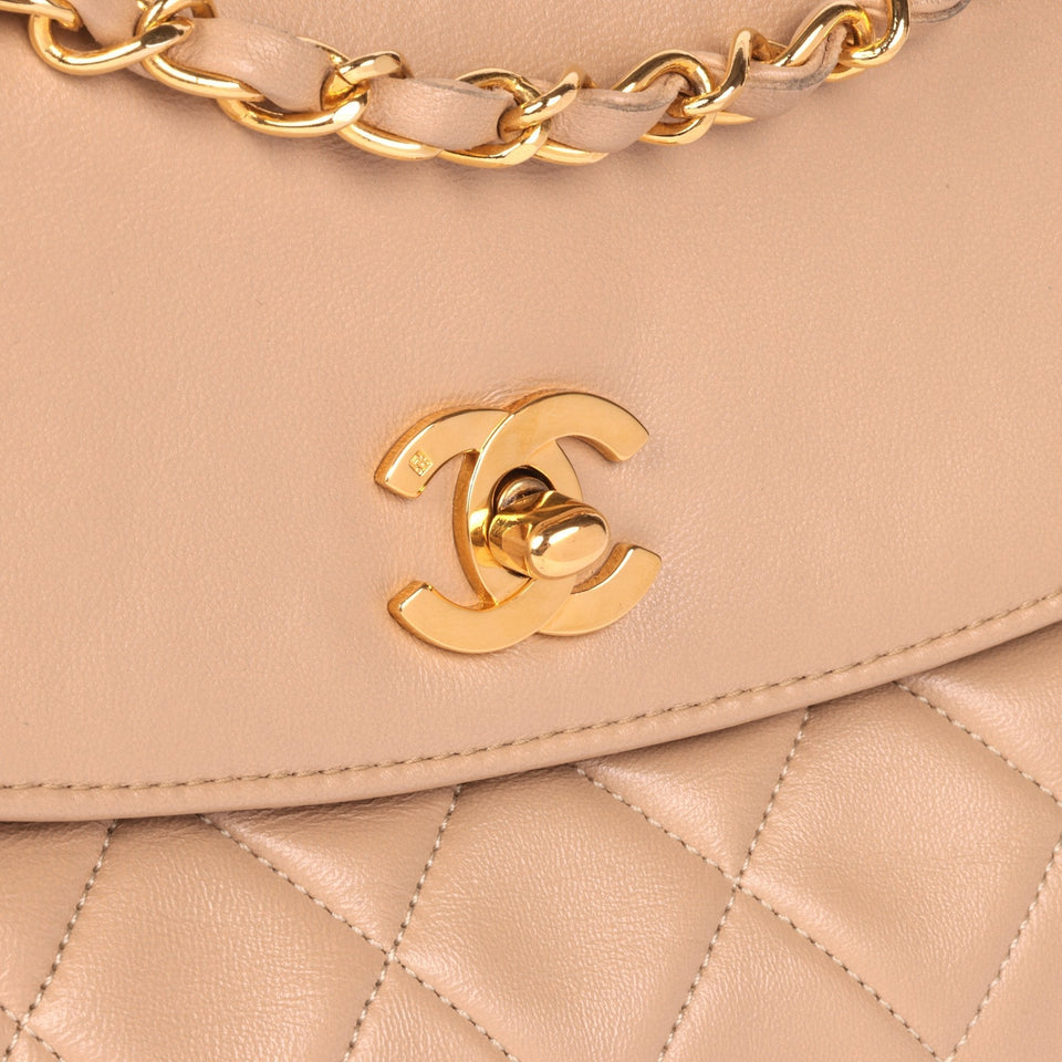 Chanel Beige Quilted Lambskin Vintage Medium Classic Single Flap Bag
