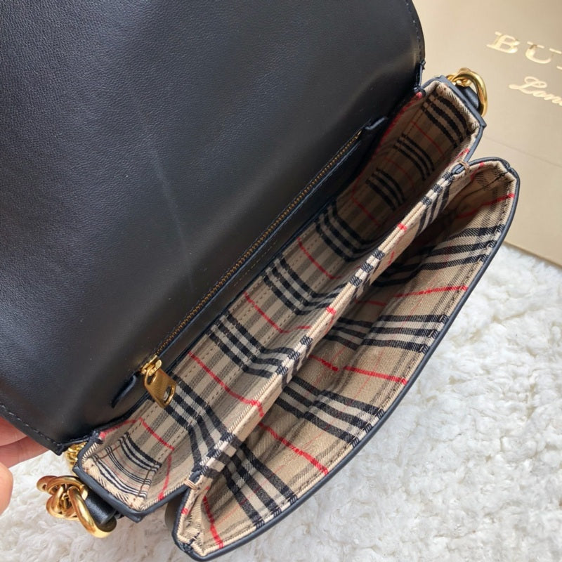 Burberry Bags - Bagsattire   620