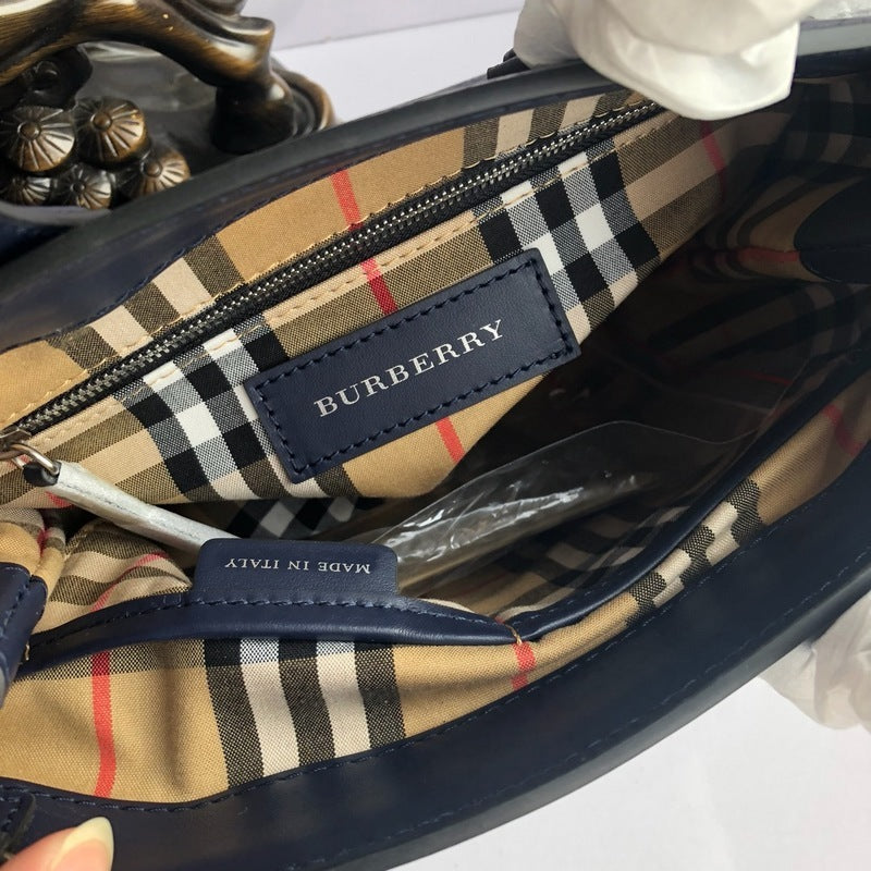 Burberry Bags - Bagsattire   639