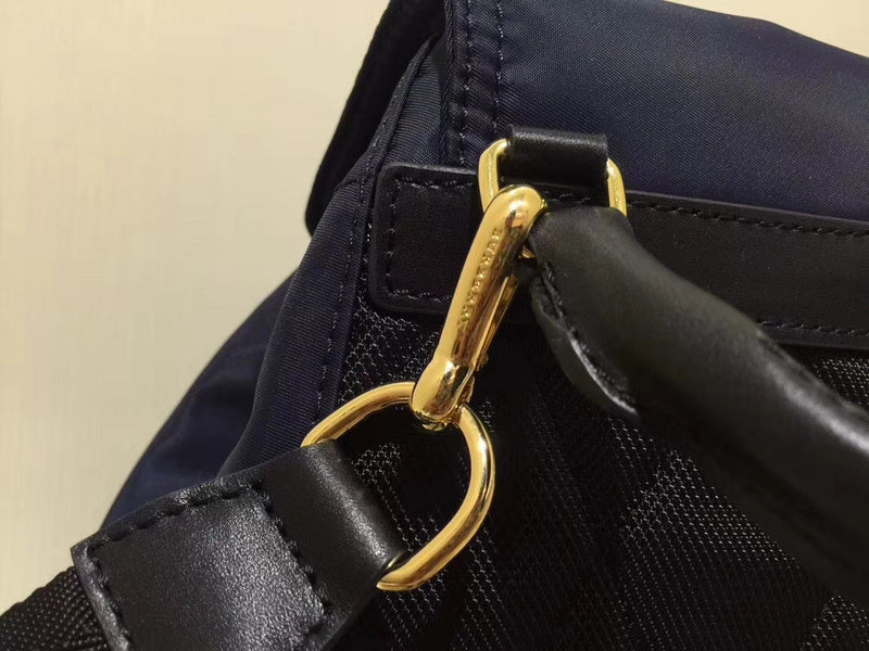 Burberry Bags - Bagsattire   298