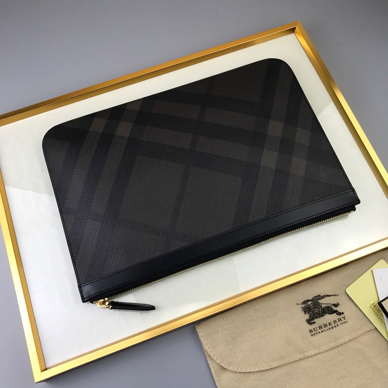 Burberry Bags - Bagsattire   235