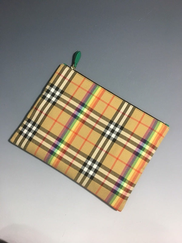 Burberry Bags - Bagsattire   407