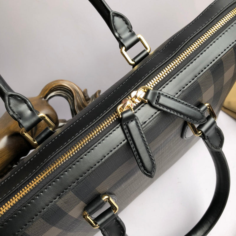 Burberry Bags - Bagsattire   531