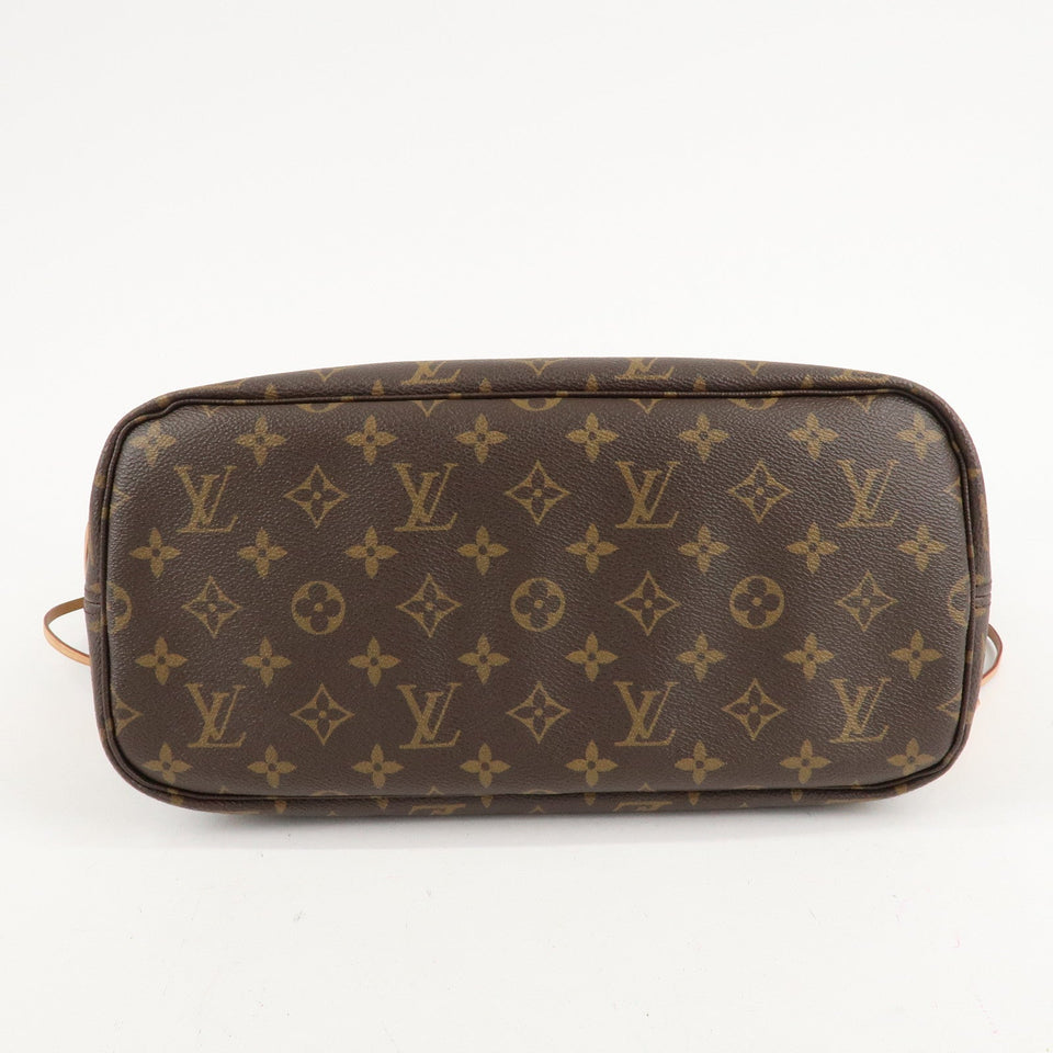 Louis Vuitton Monogram Neverfull MM Tote Bag Fuchisia M40996