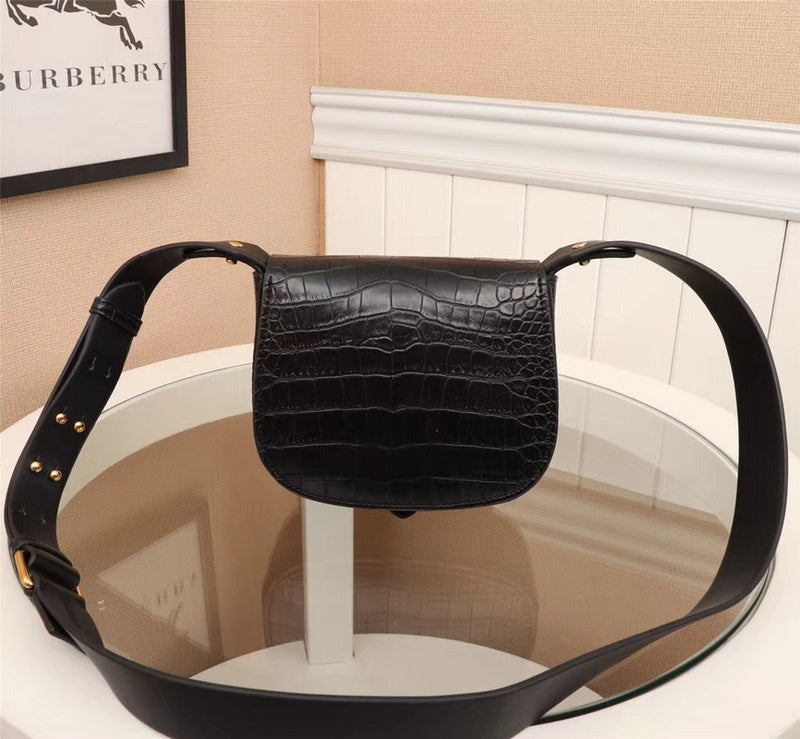 Burberry Bags - Bagsattire   316