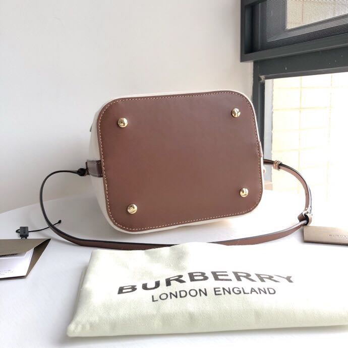 Burberry Bags - Bagsattire   208
