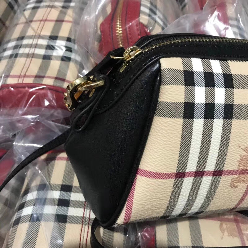 Burberry Bags - Bagsattire   333