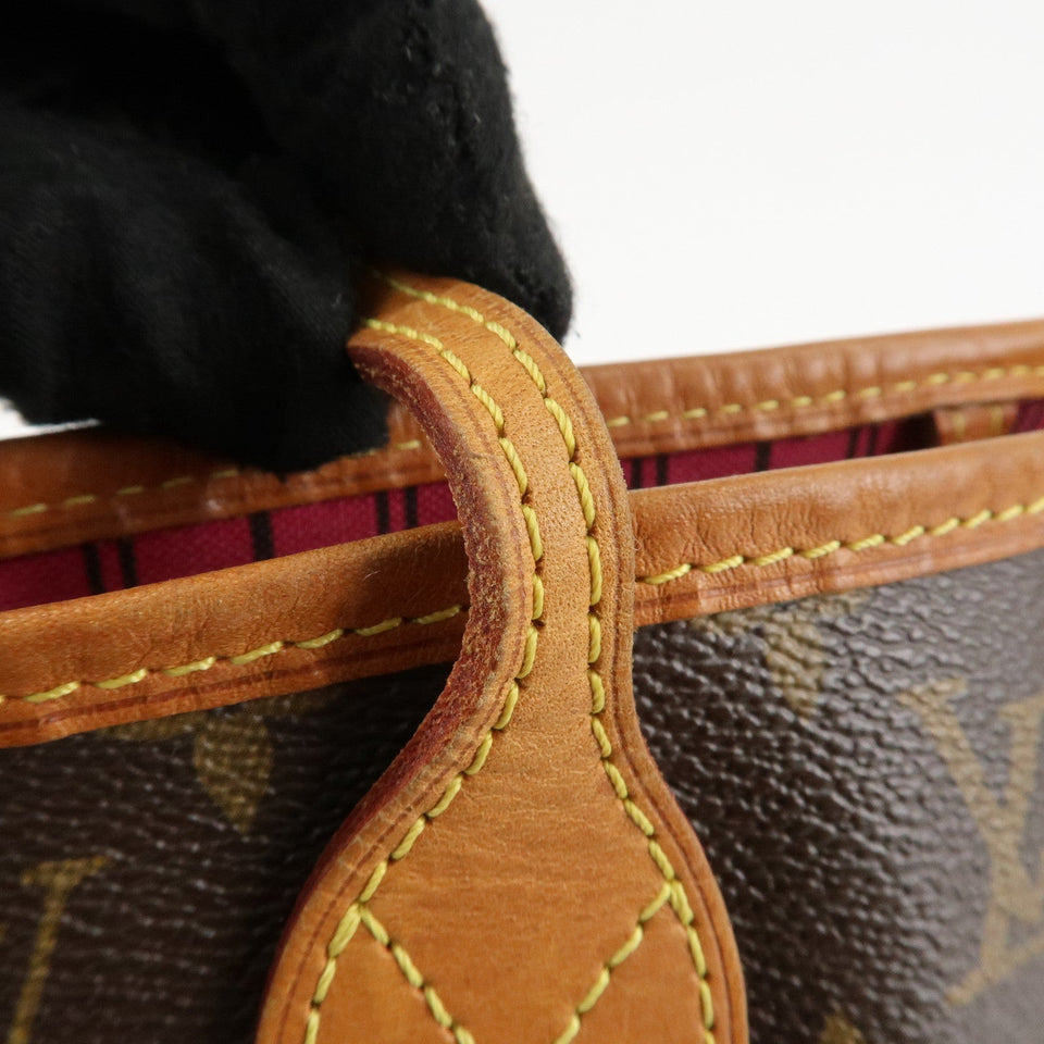 Louis Vuitton Monogram Neverfull MM Tote Bag Fuchisia M40996