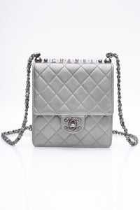 CHANEL Silver Metallic Goatskin Quilted Chic Pearls Flap Bag