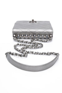 CHANEL Silver Metallic Goatskin Quilted Chic Pearls Flap Bag