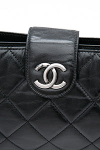 CHANEL Black Glazed Calfskin Quilted Coco Pleats Chain Clutch Bag