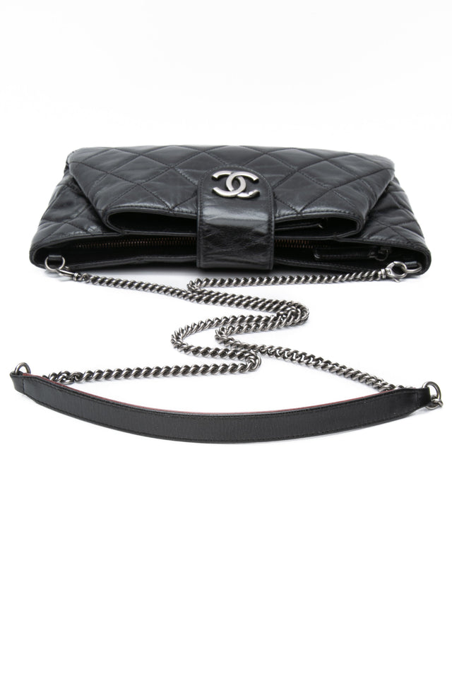 CHANEL Black Glazed Calfskin Quilted Coco Pleats Chain Clutch Bag