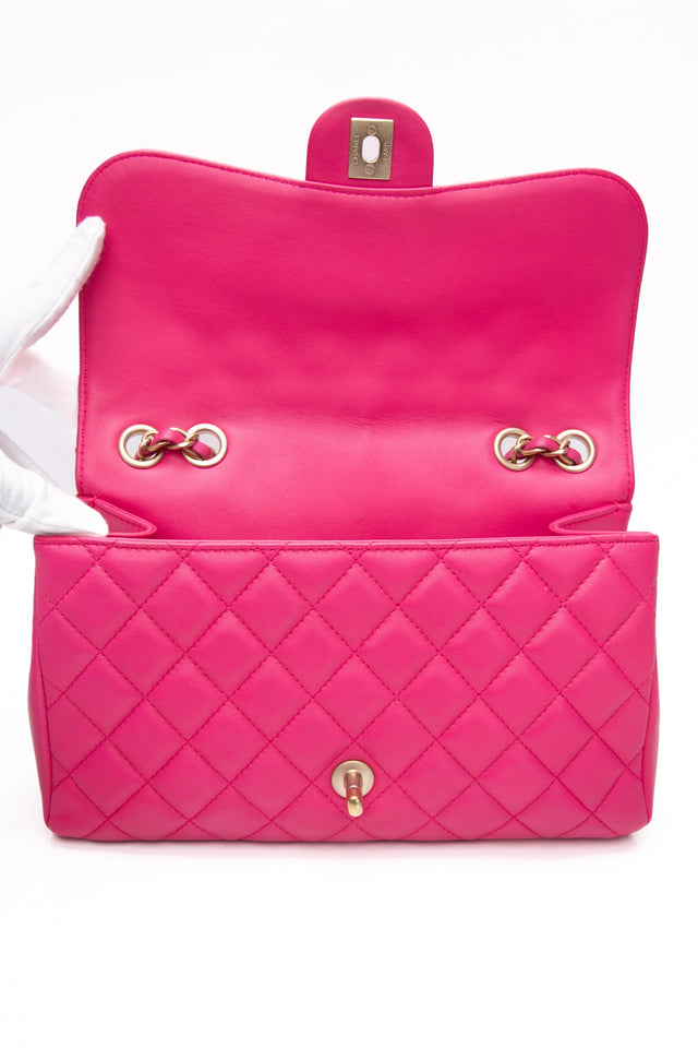 CHANEL Mademoiselle Medium Fuchsia Lambskin Quilted Chic Flap Bag