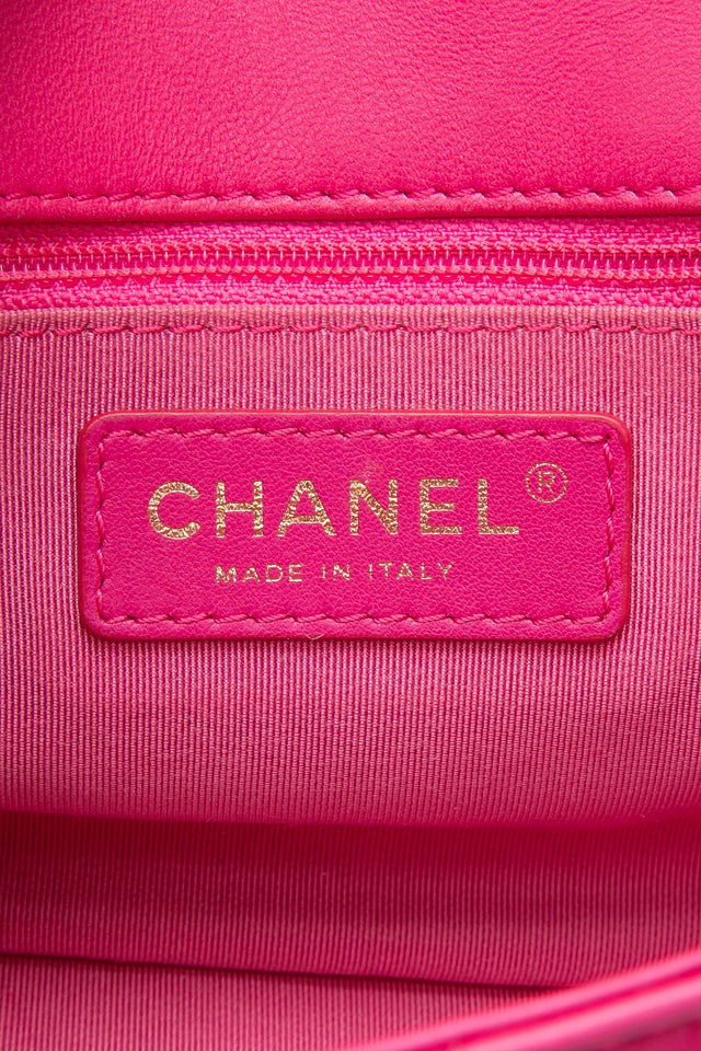 CHANEL Mademoiselle Medium Fuchsia Lambskin Quilted Chic Flap Bag