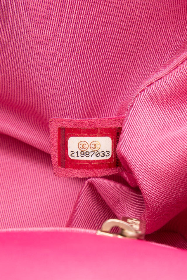 CHANEL Mademoiselle Medium Fuchsia Lambskin Quilted Chic Flap Bag