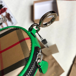 Burberry Bags - Bagsattire   353