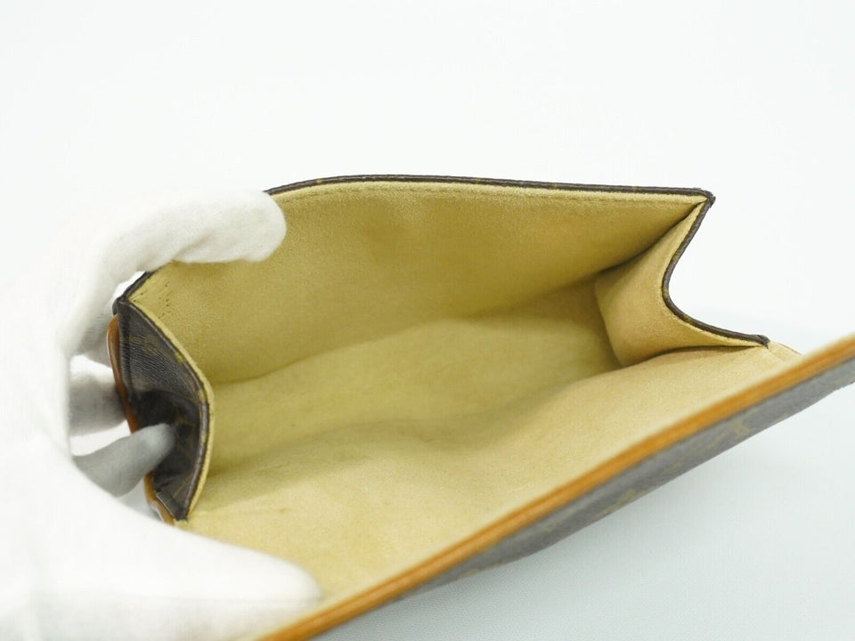 Louis Vuitton Florentine  Canvas Clutch Bag