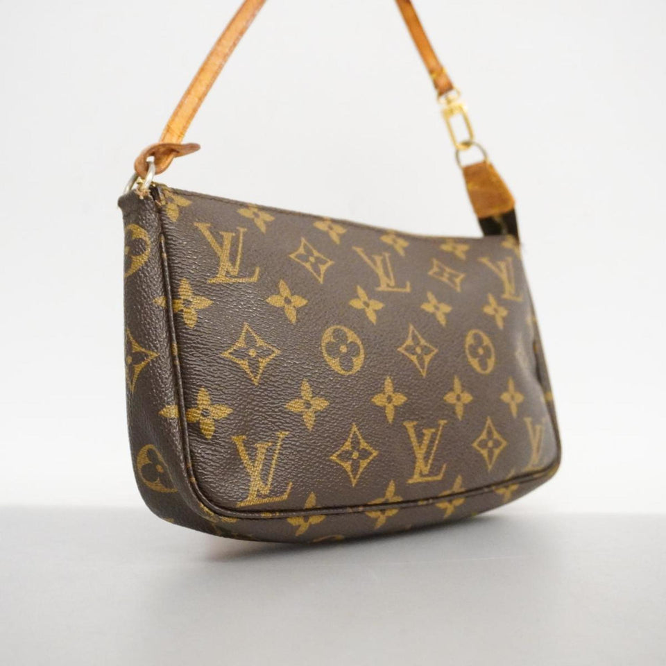 Louis Vuitton Pochette Accessoire  Canvas Clutch Bag