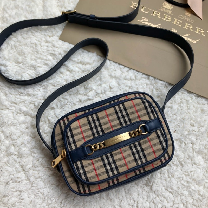 Burberry Bags - Bagsattire   587