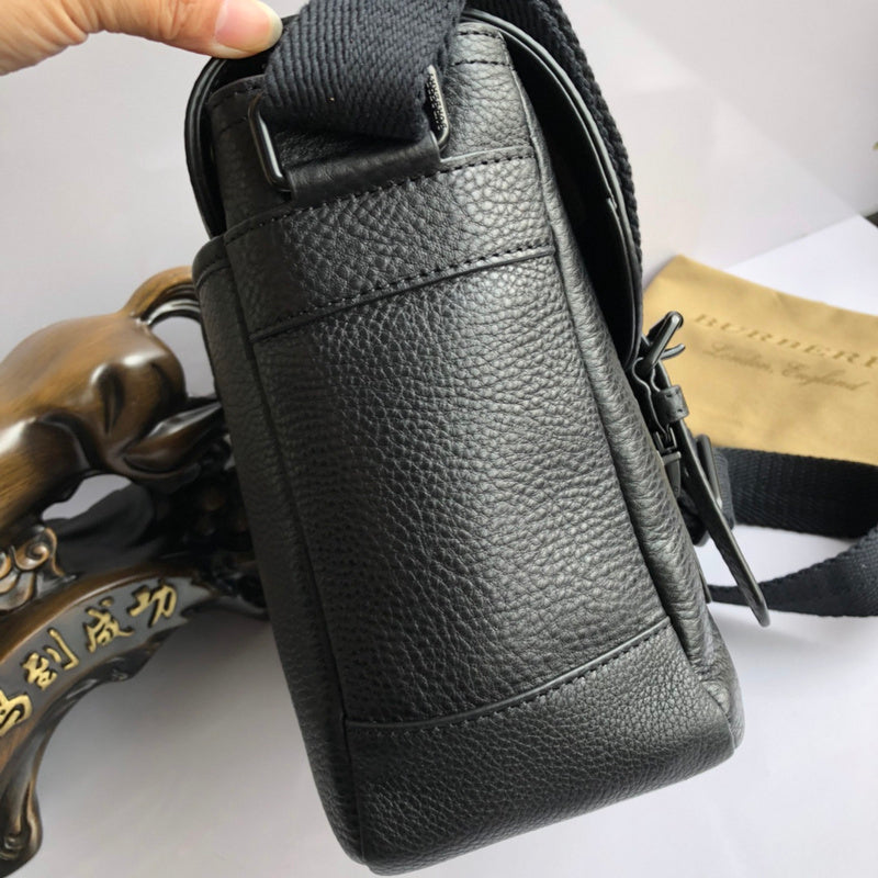 Burberry Bags - Bagsattire   396