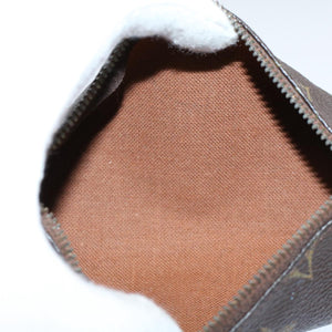 Louis Vuitton Etui À Balles De Golf  Canvas Clutch Bag