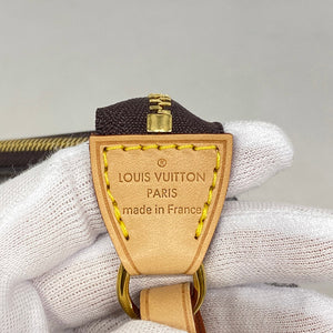Louis Vuitton Pochette Accessoires  Patent Leather Clutch Bag
