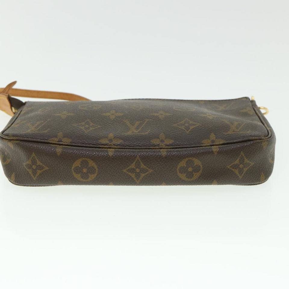 Louis Vuitton Pochette Accessoires  Canvas Clutch Bag