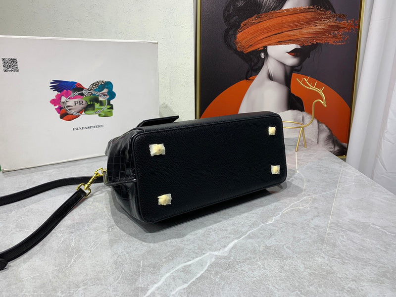 Barnes-Bags - Prada Bags - 951