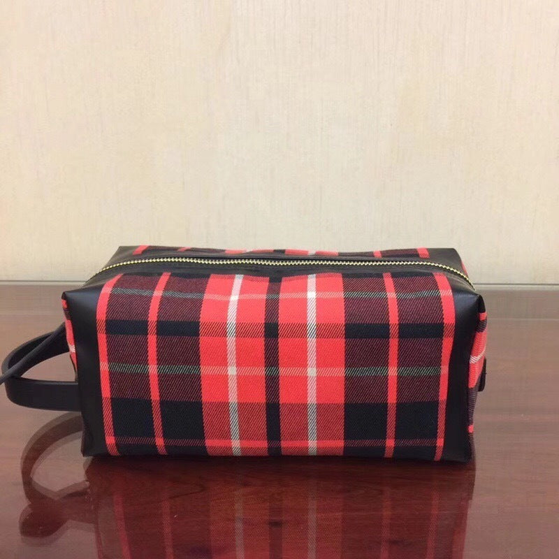 Burberry Bags - Bagsattire   414