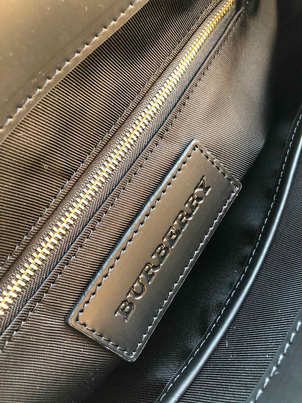 Burberry Bags - Bagsattire   379