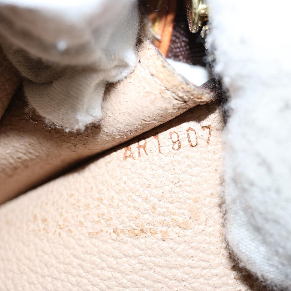Louis Vuitton Poche Toilette 15  Canvas Clutch Bag