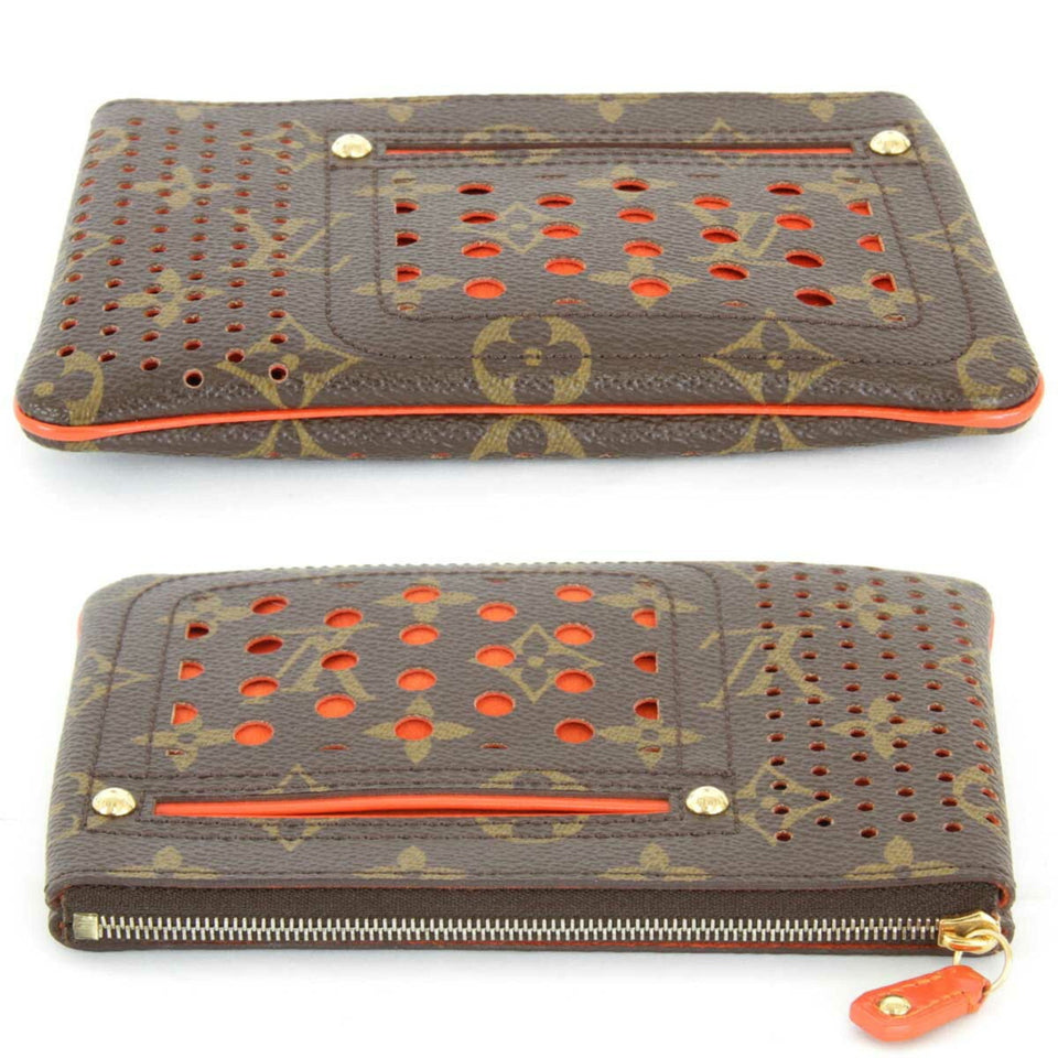 Louis Vuitton Pochette Zippée  Canvas Clutch Bag