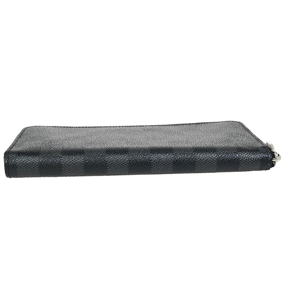 LOUIS VUITTON Zippy Wallet Vertical