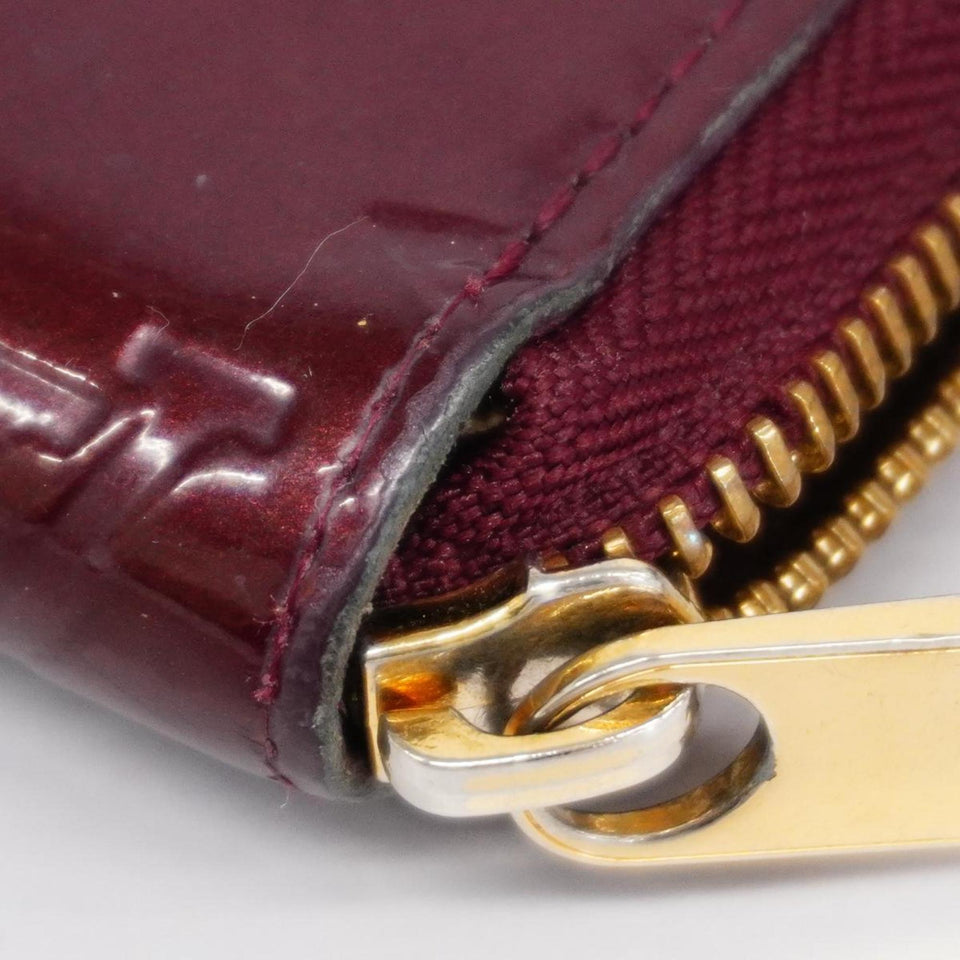 LOUIS VUITTON Zippy wallet