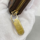 LOUIS VUITTON Zippy wallet