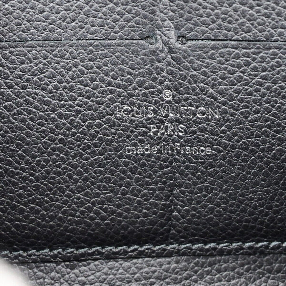 LOUIS VUITTON Zippy wallet