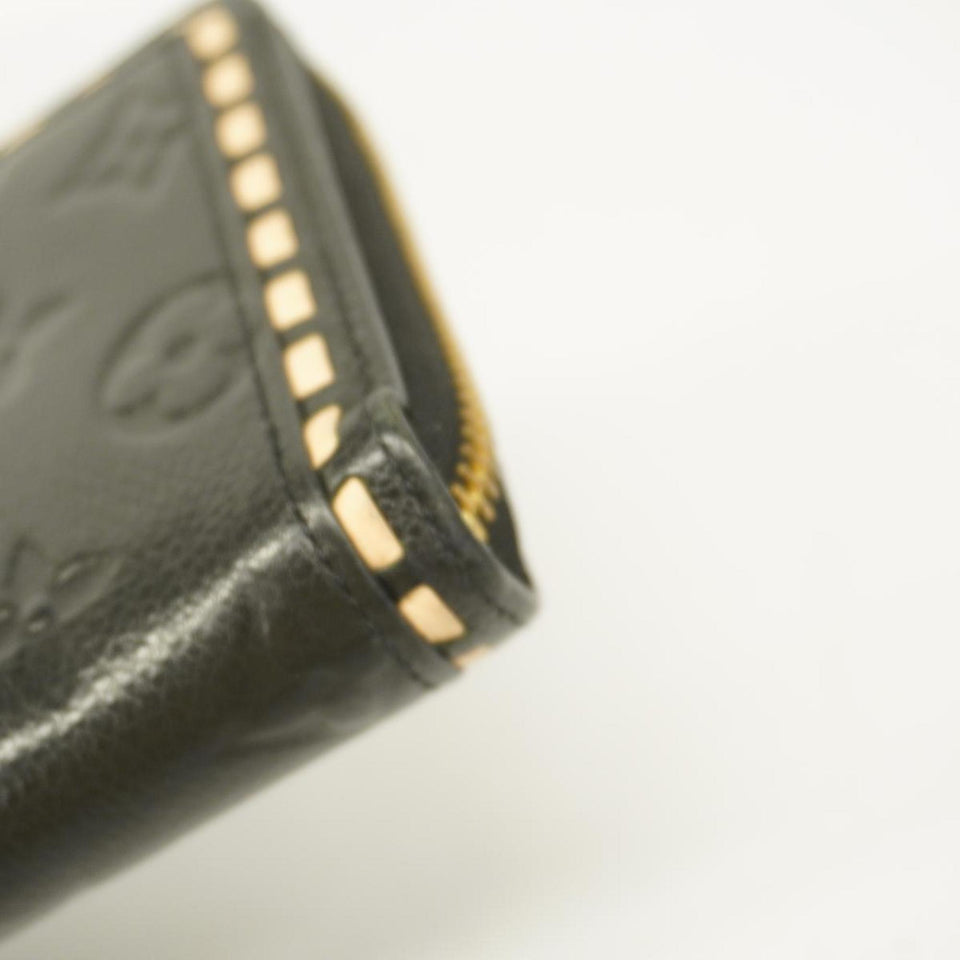 LOUIS VUITTON Zippy wallet