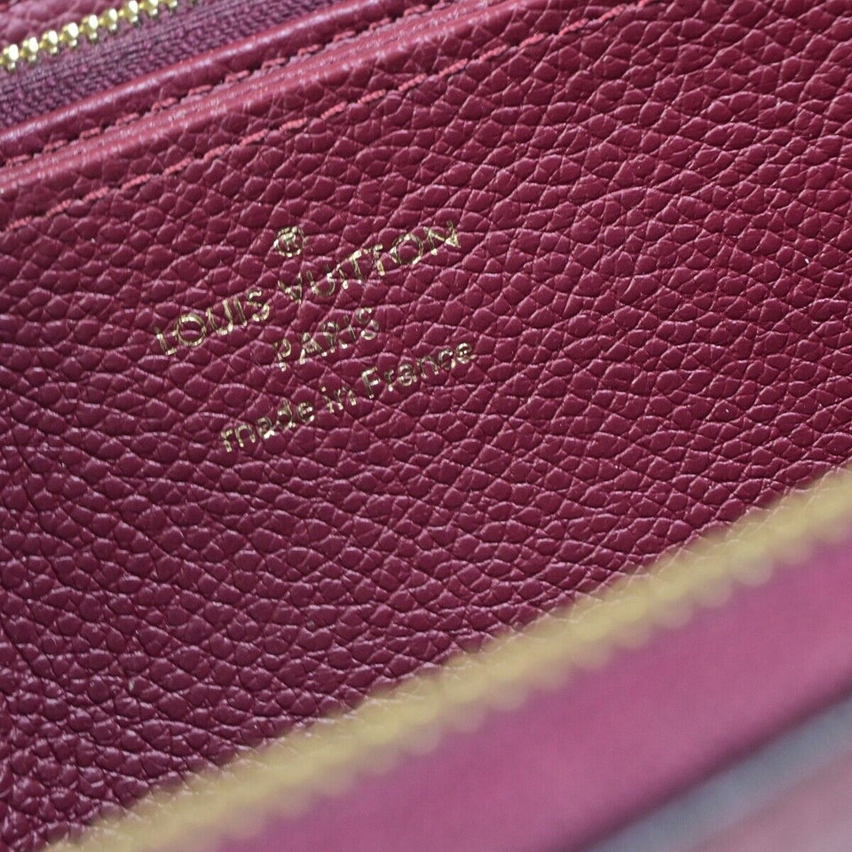 LOUIS VUITTON Zippy wallet