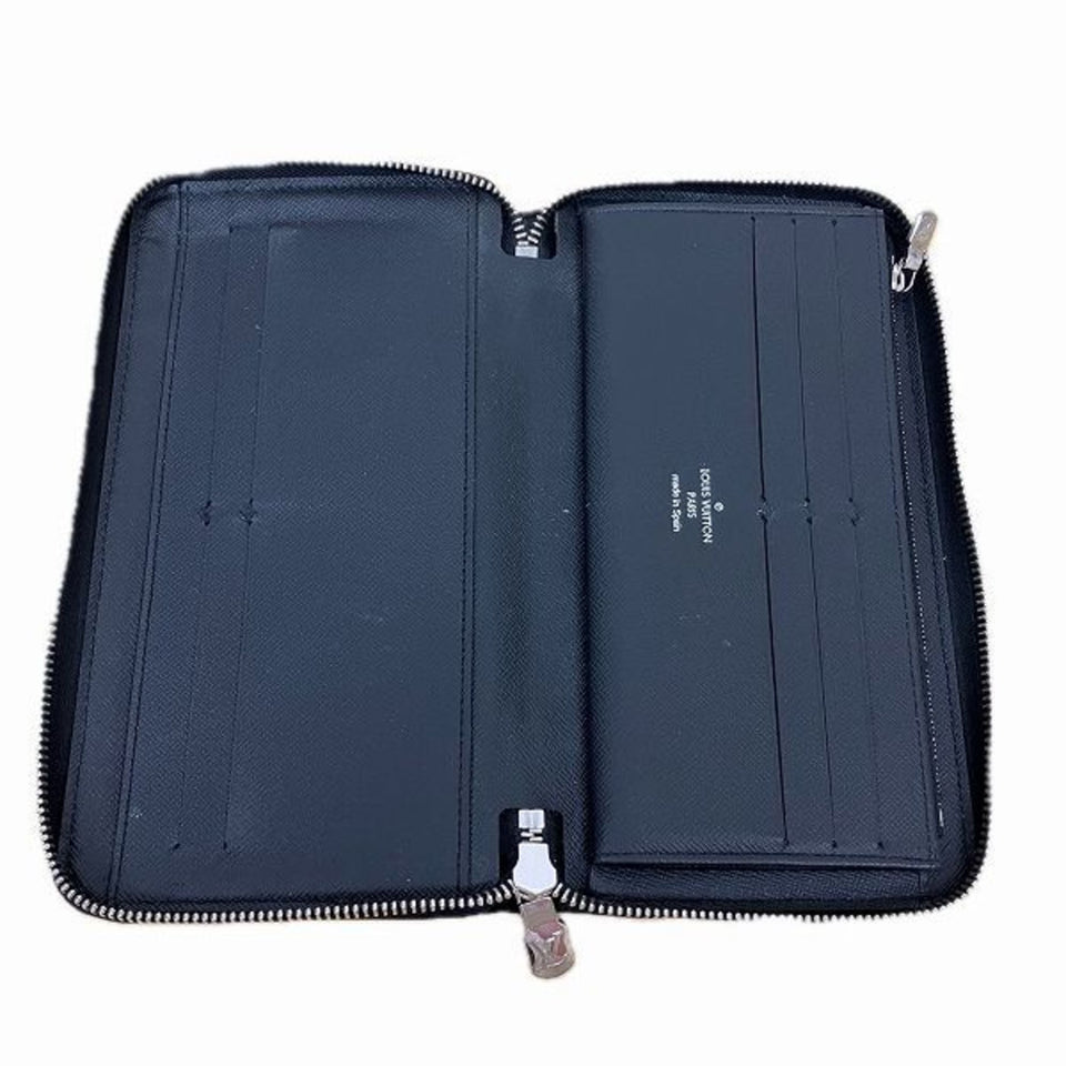 LOUIS VUITTON Zippy organizer Wallet