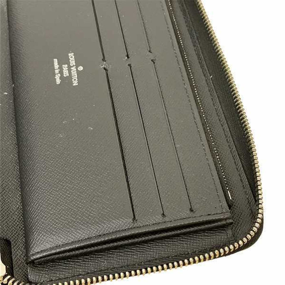 LOUIS VUITTON Zippy organizer Wallet