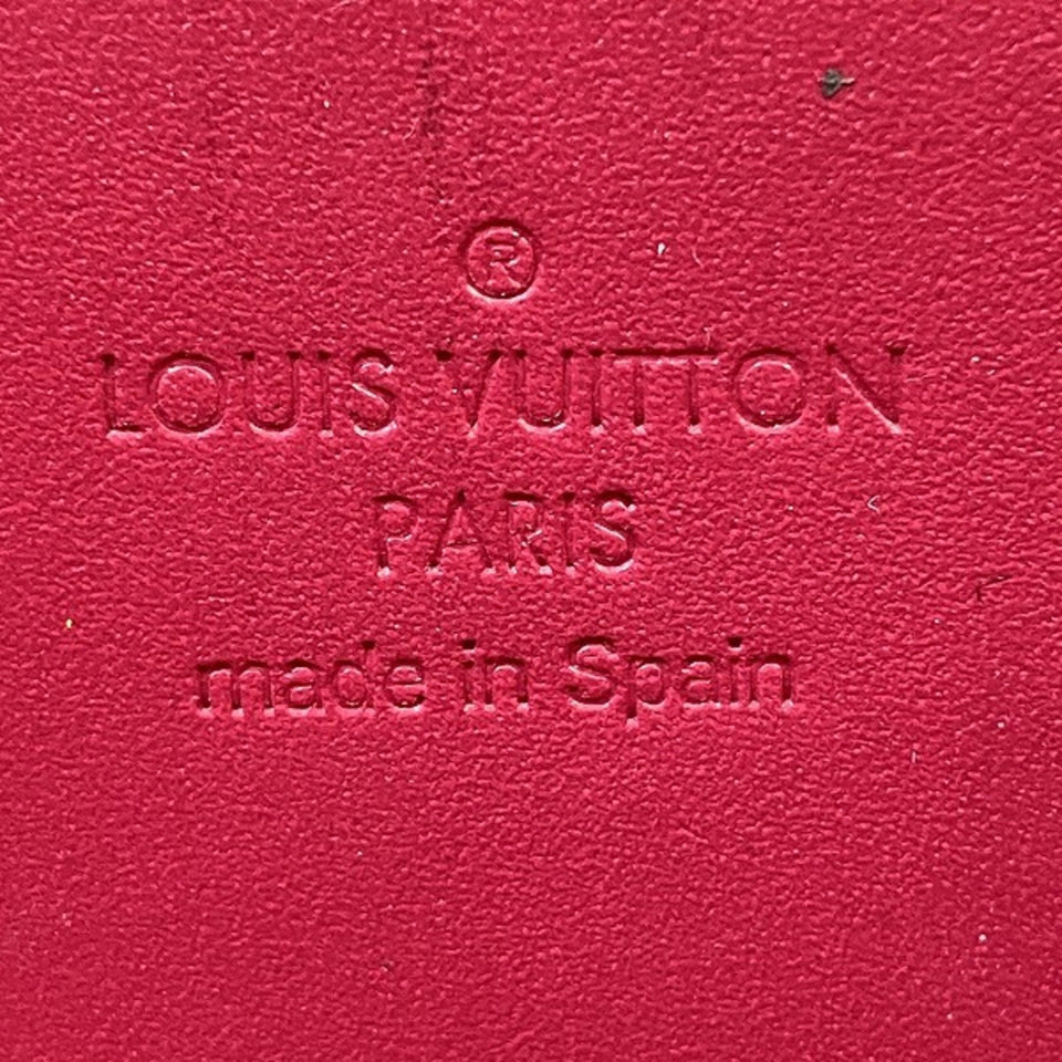 LOUIS VUITTON Zippy wallet