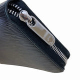 LOUIS VUITTON Zippy wallet