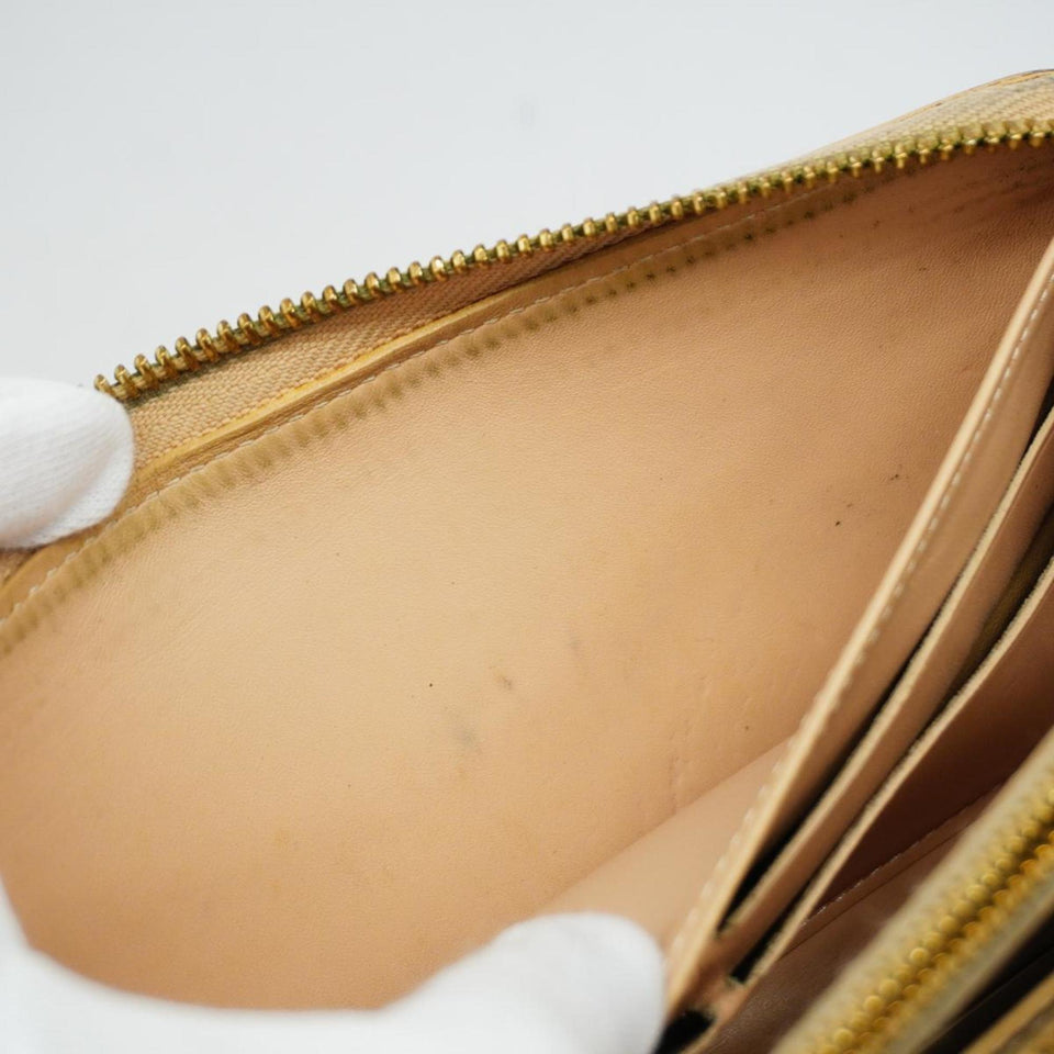 LOUIS VUITTON Zippy wallet