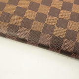 LOUIS VUITTON Zippy wallet