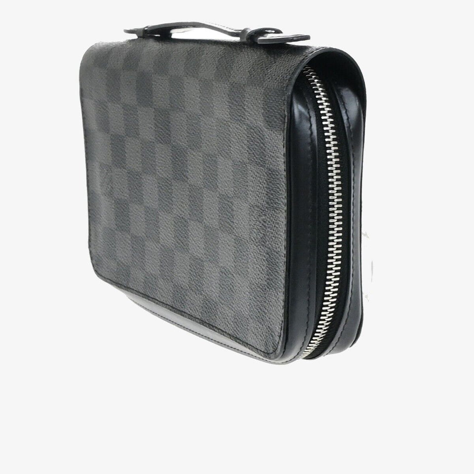 LOUIS VUITTON Zippy XL Wallet