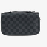 LOUIS VUITTON Zippy XL Wallet