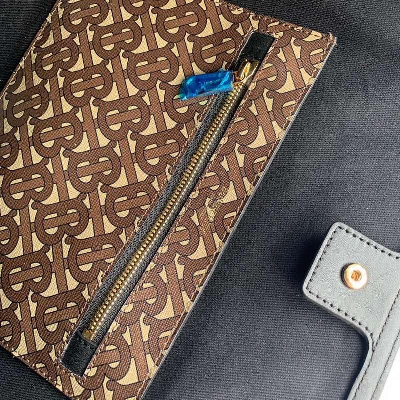 Burberry Bags - Bagsattire   010