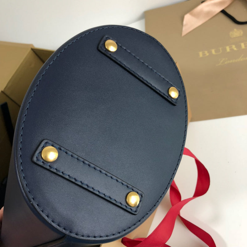 Burberry Bags - Bagsattire   338