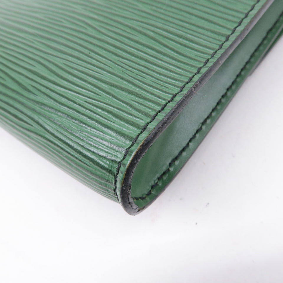 Louis Vuitton Epi Pochette Arche Shoulder Bag Borneo Green M52574
